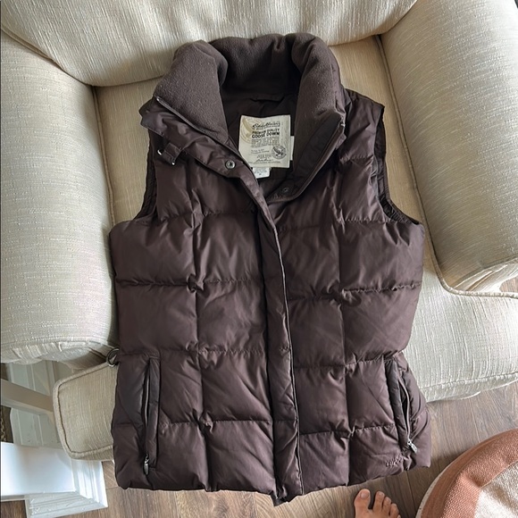 Eddie Bauer Chocolate Goose Down Vest - Picture 1 of 4